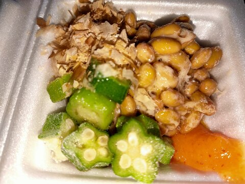 オクラもみじおろし鰹節納豆